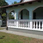 Zöldház Apartman Balatonmáriafürdő